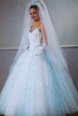 Gwyneth Wedding Dress.jpg