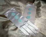 Gloves 1.JPG